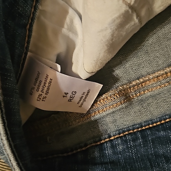 Jeans - Picture 3 of 4